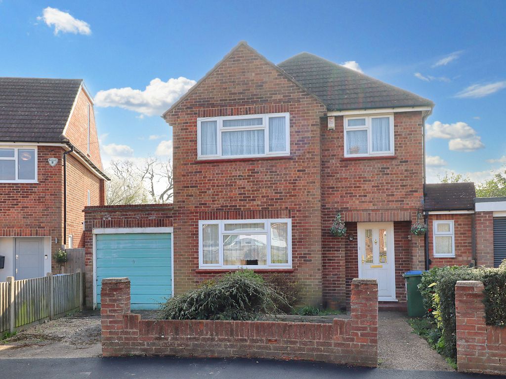 3 bed detached house for sale in Havers Avenue, Hersham Village, Surrey
