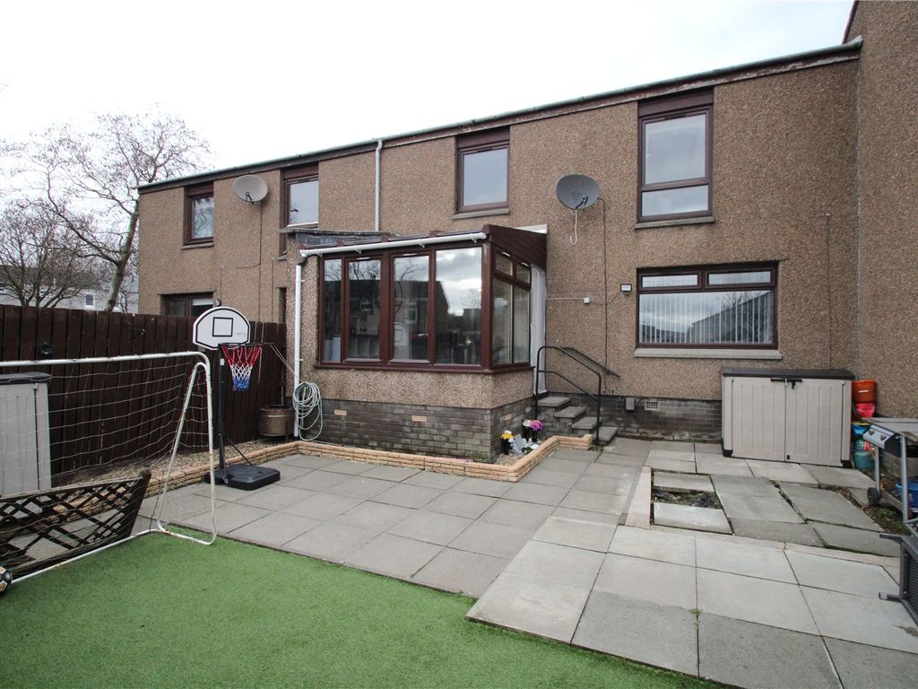 2 bed terraced house for sale in Glen Roy Place, Kirkcaldy KY2, £