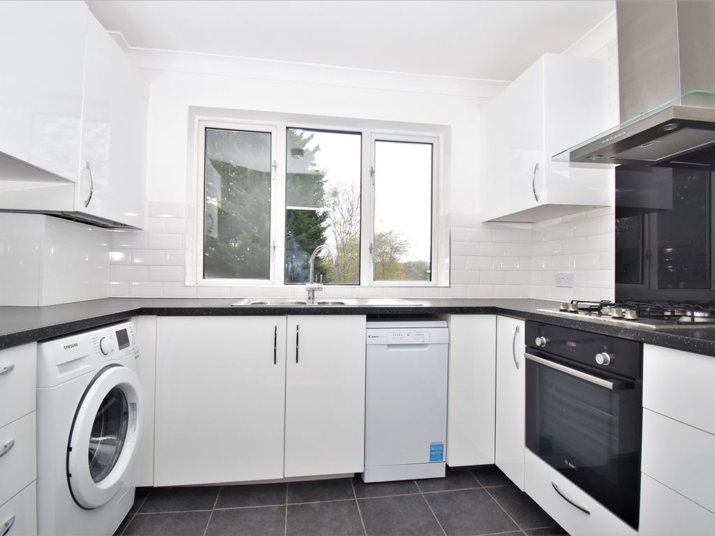 3 bed semidetached house to rent in Maylands Drive, Sidcup DA14 Zoopla