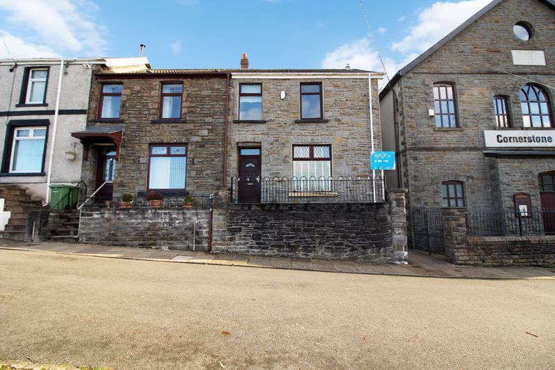 3 bed end terrace house for sale in Sion Terrace, Cwmbach, Aberdare