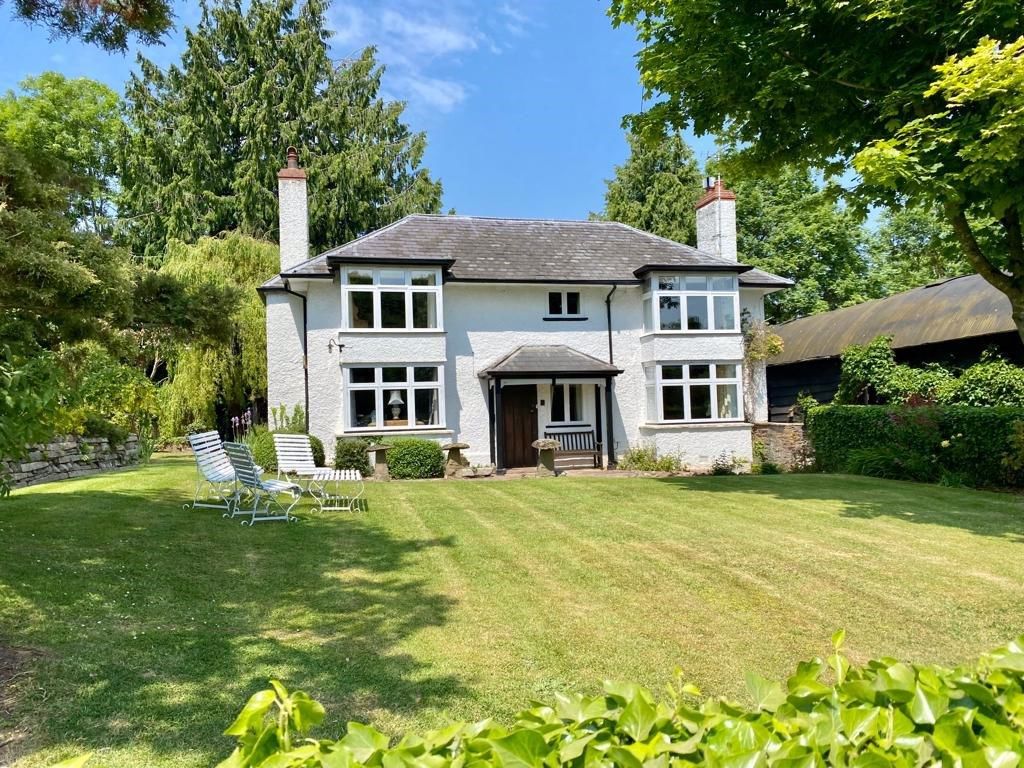 4 bed detached house for sale in Kings Pyon, Hereford HR4, £600,000