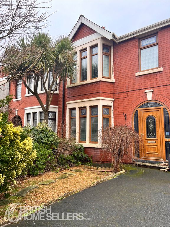 3 bed semidetached house for sale in Wetherby Avenue, Blackpool