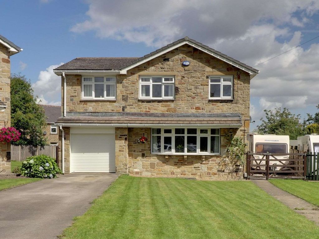 5 bed detached house for sale in Merlin Court, Netherton, Huddersfield