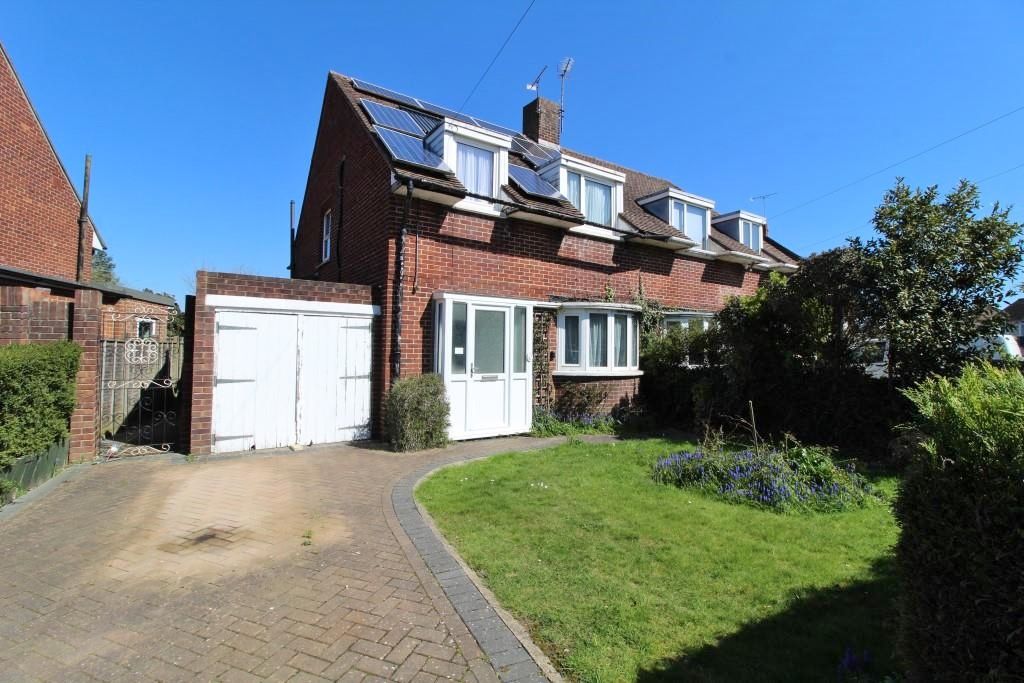 3 bed semidetached house for sale in Old Manor Way, Drayton