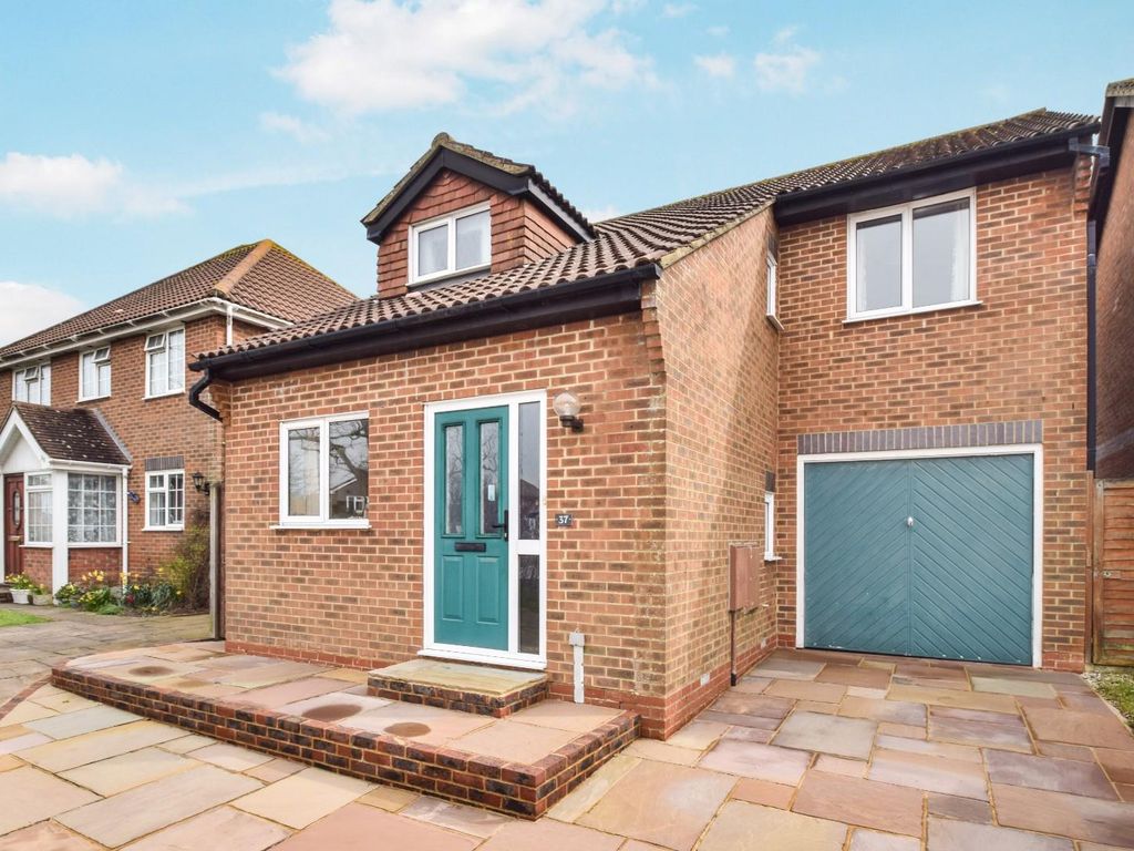 3 bed detached house for sale in Pentland Close, Eastbourne BN23 Zoopla