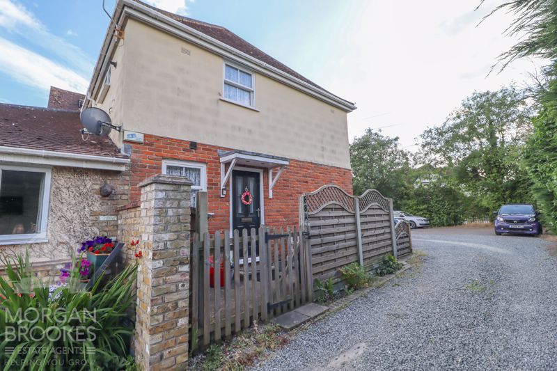 1 bed semidetached house for sale in Rectory Road, Hadleigh, Benfleet