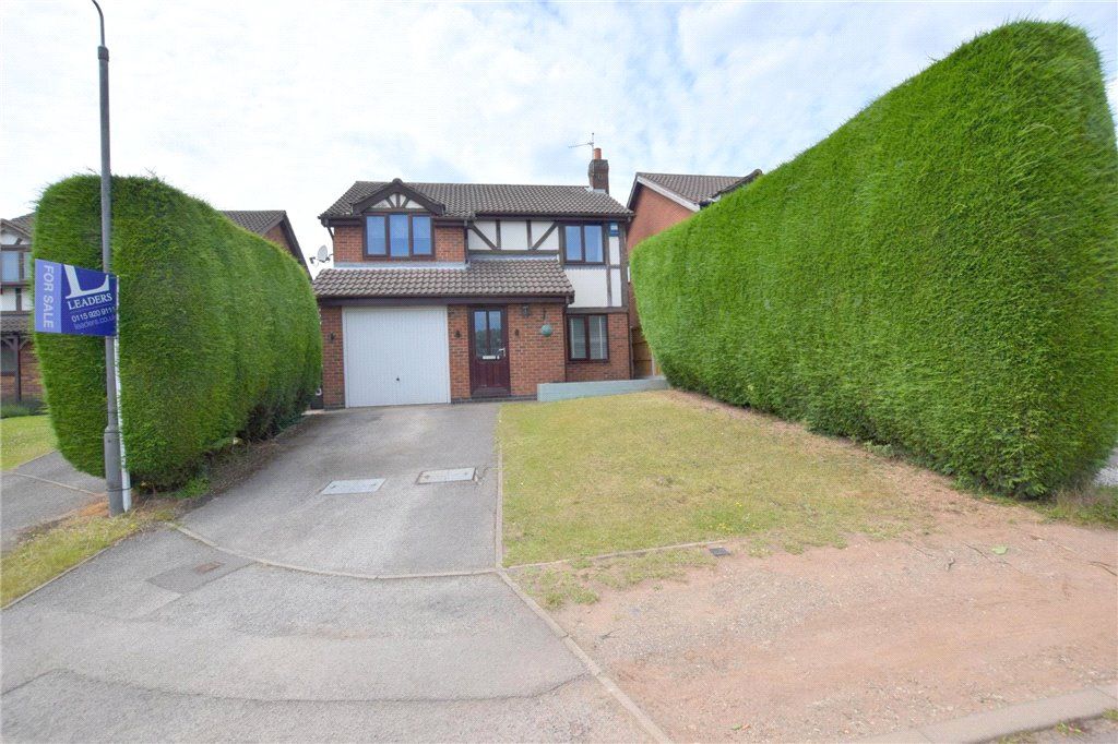 3 bed detached house for sale in Stewarton Close, Arnold, Nottingham