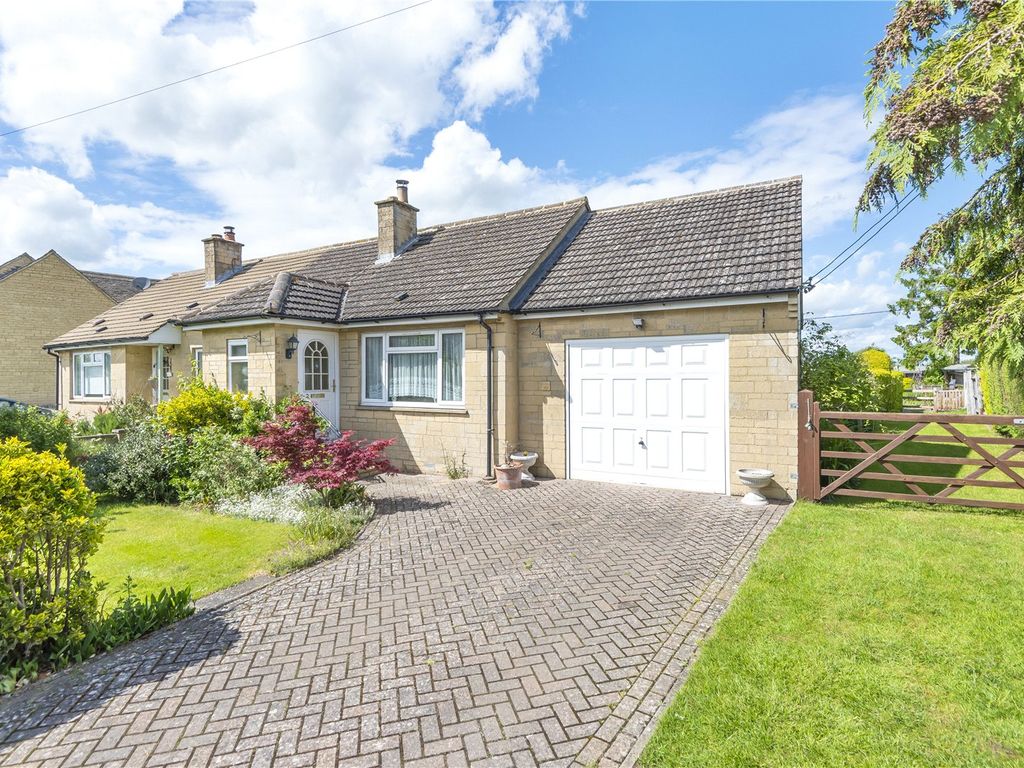2 bed bungalow for sale in The Bungalow, HortonCumStudley