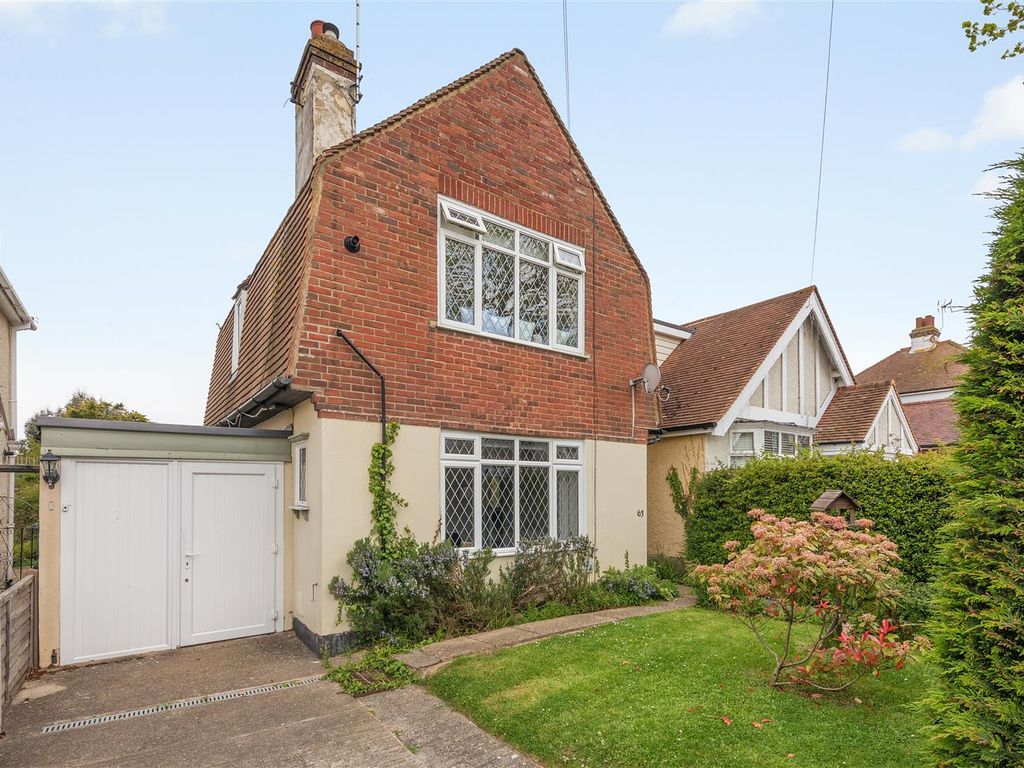 3 bed detached house for sale in Douglas Avenue, Whitstable CT5 Zoopla