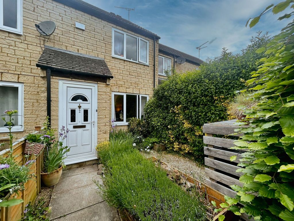 2 bed terraced house for sale in Foxes Bank Drive, Cirencester GL7, £