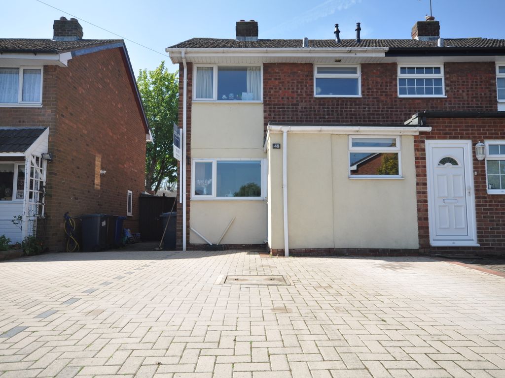 3 bed semidetached house to rent in Oak Road, Barton Under Needwood