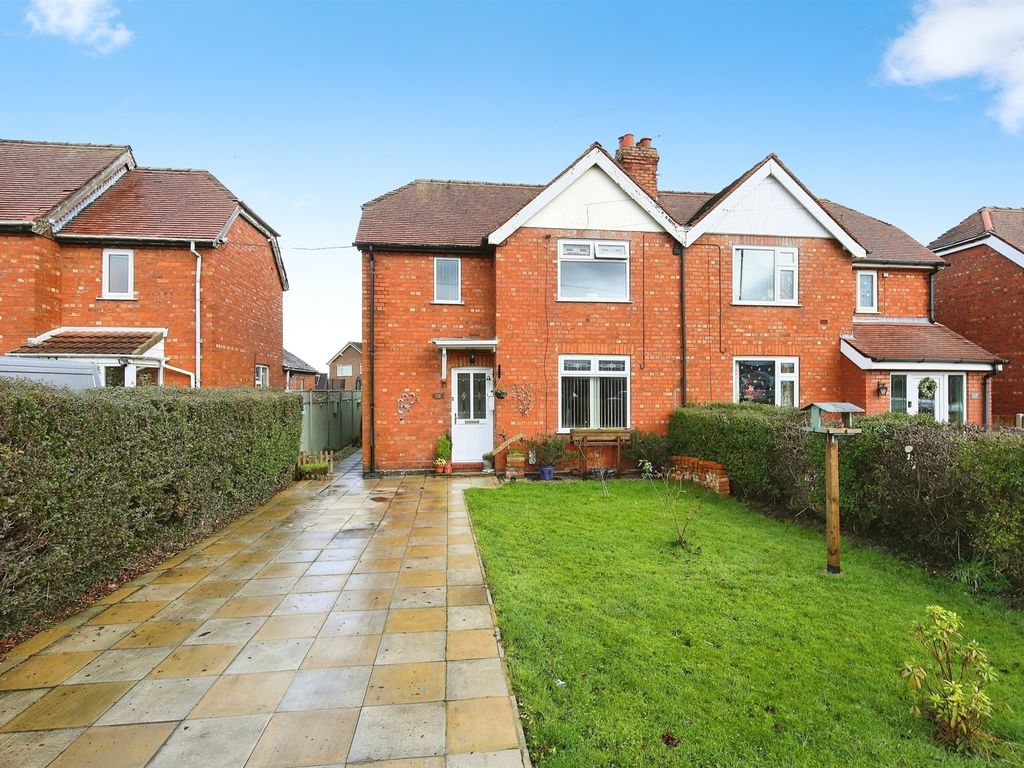 2 bed semidetached house for sale in Grange Lane, Winsford CW7, £