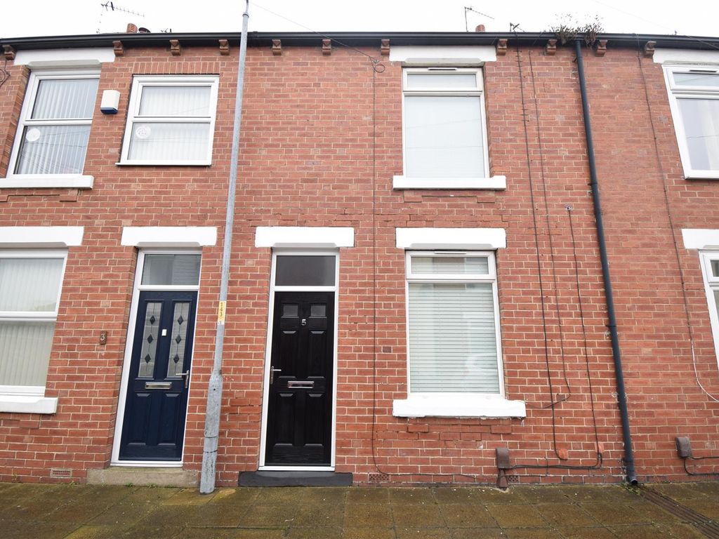2 bed terraced house to rent in Hope Street West, Castleford WF10 Zoopla