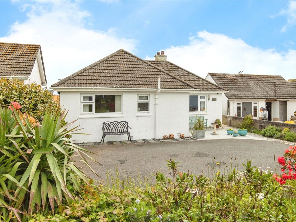 2 bed bungalow for sale in Barbican Road, Looe, Cornwall PL13, £450,000