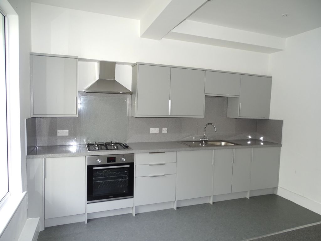 1 bed flat to rent in Flat 2, 16 Stanley Street, Holyhead, Gwynedd LL65