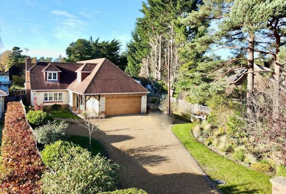 4 bed detached house for sale in Struan Gardens, Ashley Heath BH24 Zoopla