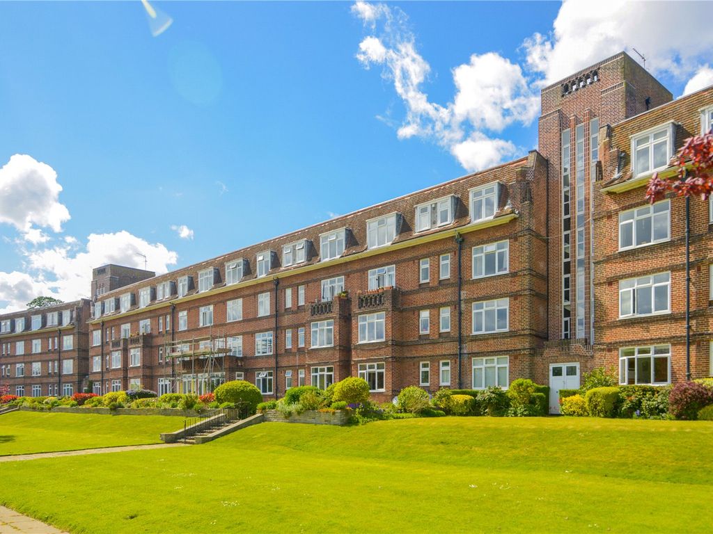 1 bed flat to rent in Thames Eyot, Cross Deep, Twickenham TW1 Zoopla