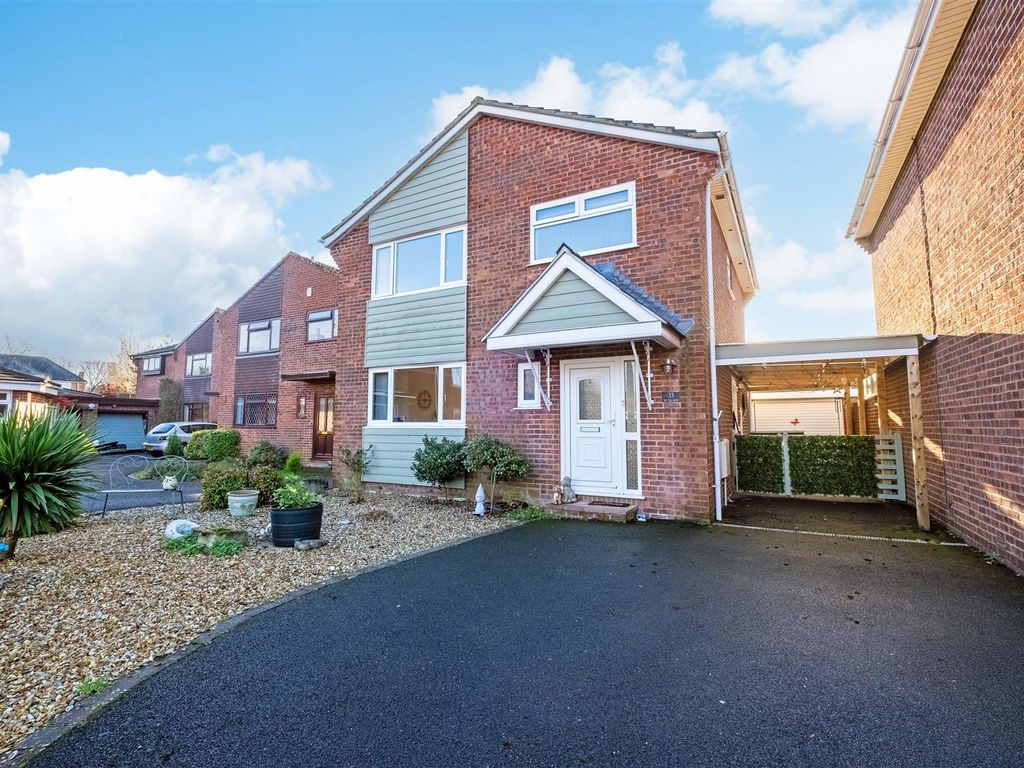 3 bed detached house for sale in Stour View Gardens, Corfe Mullen