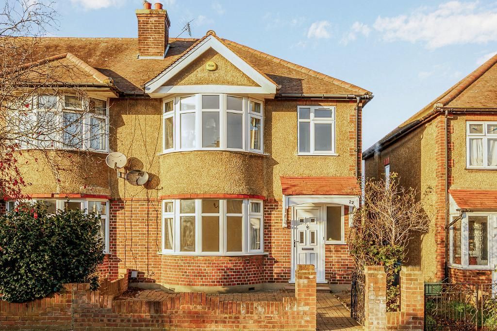 3 bed end terrace house to rent in Burnham Way, Ealing, London W13, £