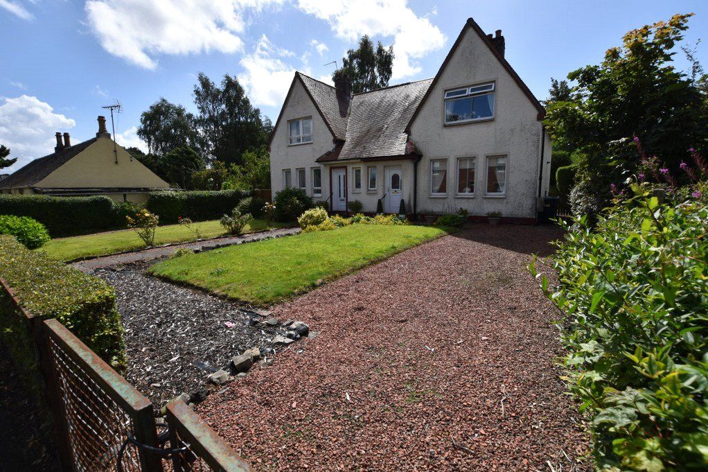 3 bed semidetached house for sale in Greenock Road,