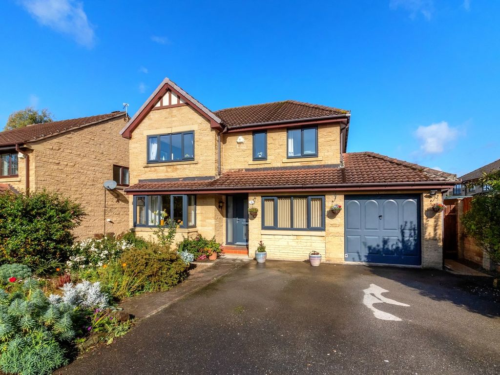 4 bed detached house for sale in Springfields, Redbrook, Barnsley S75