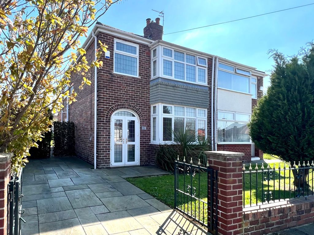 3 bed semidetached house for sale in Arnside, Litherland, Liverpool
