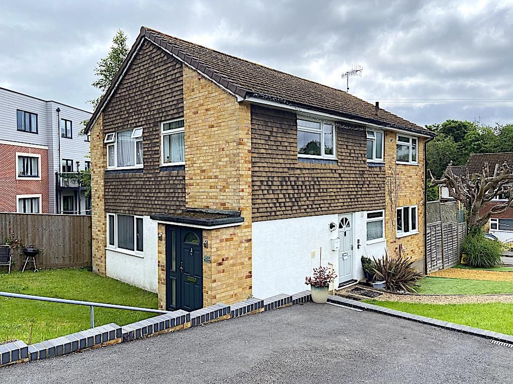 2 bed for sale in Deanfield Road, HenleyOnThames RG9, £