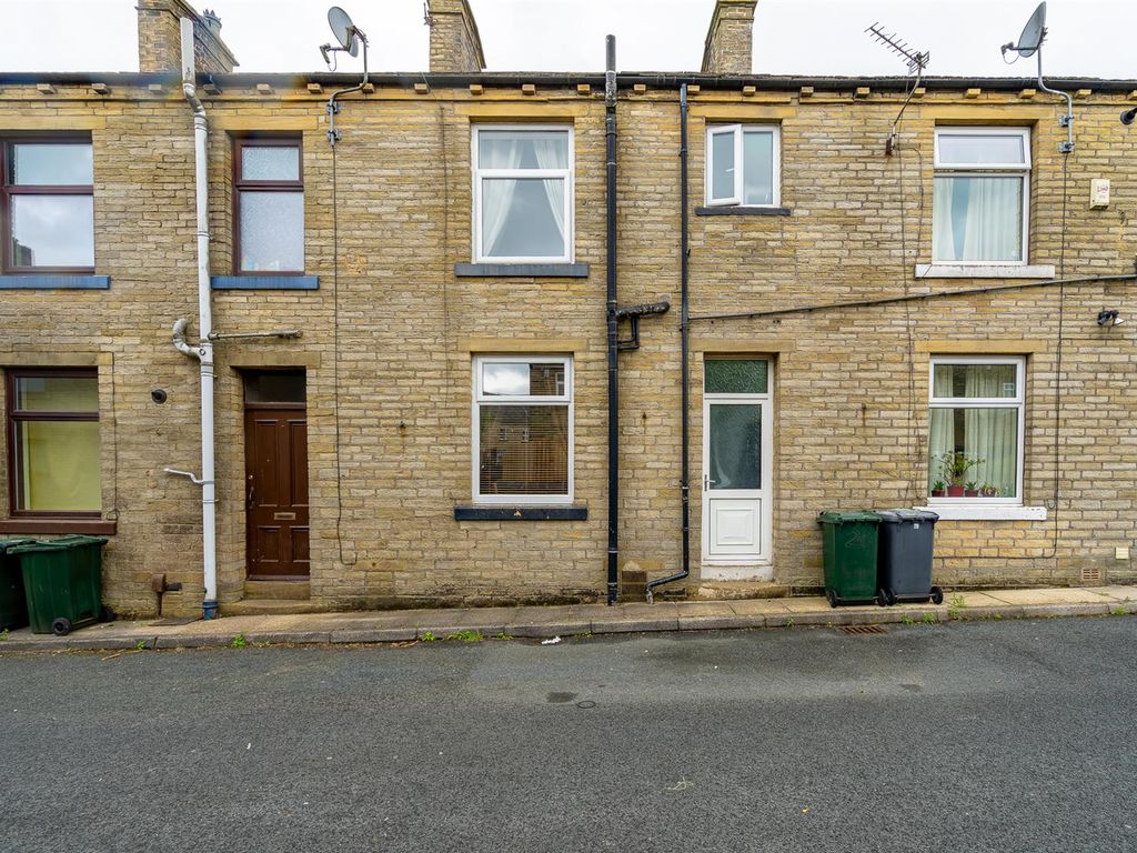 3 bed terraced house for sale in North John Street, Queensbury, Bradford BD13 Zoopla