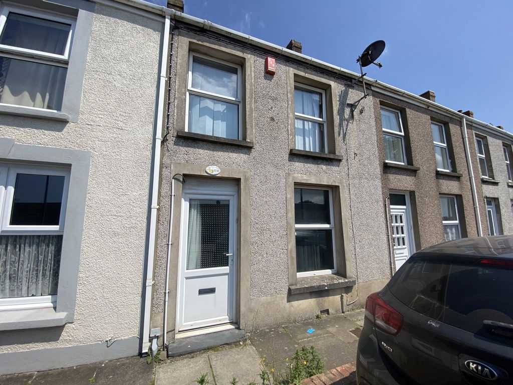 3 bed terraced house for sale in Marble Hall Road, Milford Haven