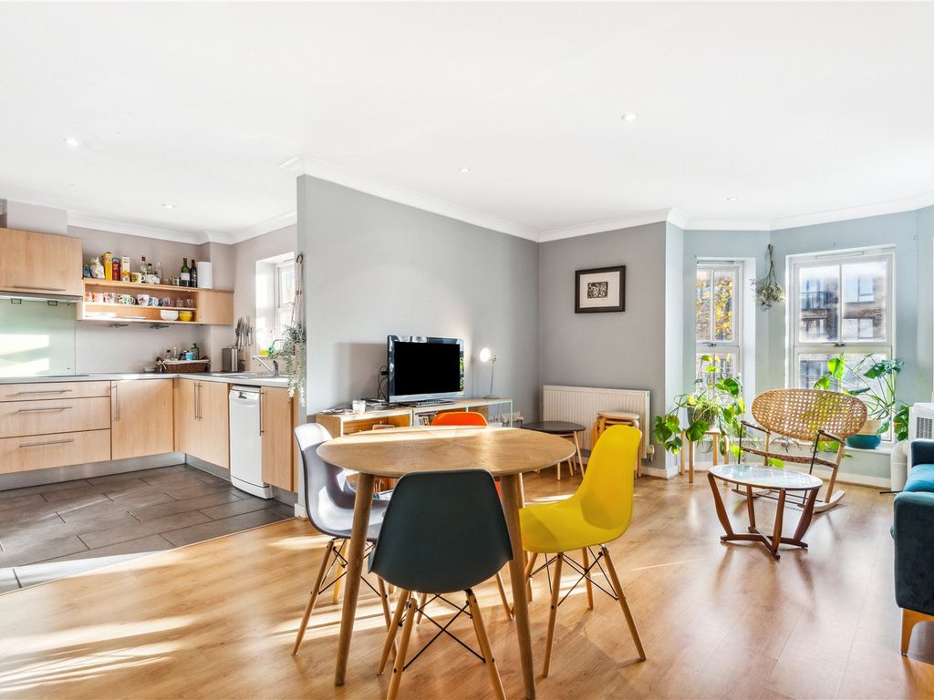 Northpoint Square, London NW1