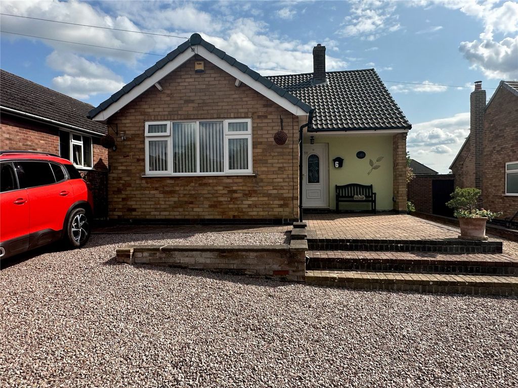 3 bed bungalow for sale in Zetland Close, Coalville, Leicestershire