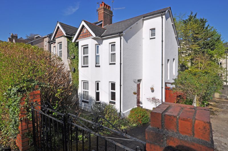 3 bed semidetached house for sale in SemiDetached, Manley Road, Newport NP20 Zoopla