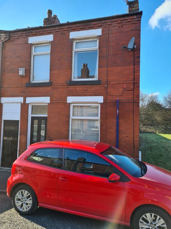 3 bed end terrace house for sale in Eleanor Street, Wigan WN3, £120,000