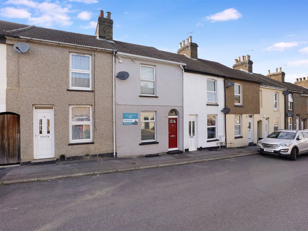 2 bed terraced house for sale in Charlotte Street, Sittingbourne ME10 Zoopla