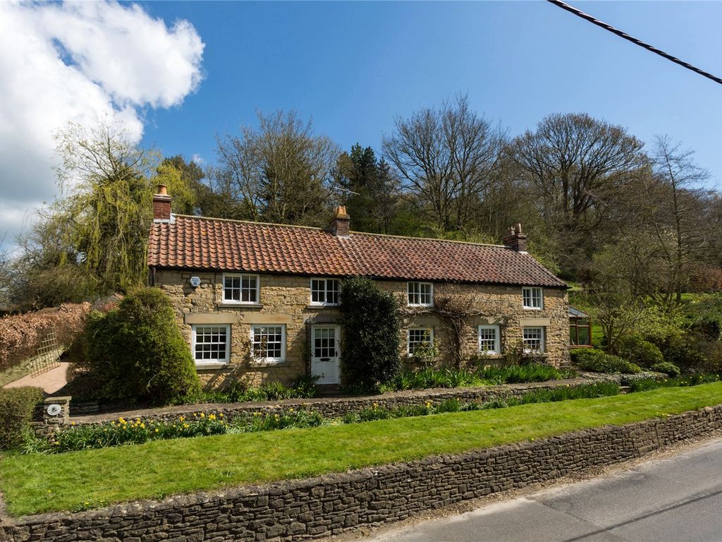 4 bed detached house for sale in Main Street, Gilling East, York, North