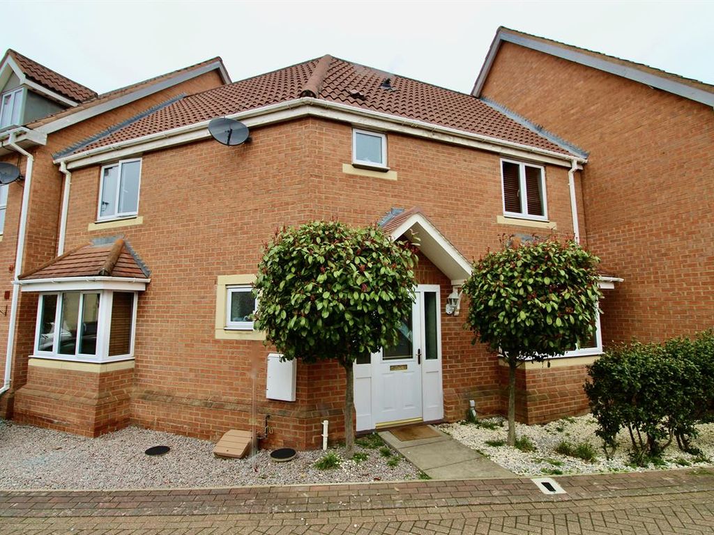 3 bed semidetached house to rent in Oswald Road, Sugar Way