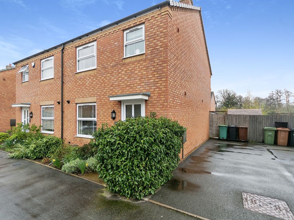 3 bed semidetached house for sale in Griffin Lane, Shirley, Solihull
