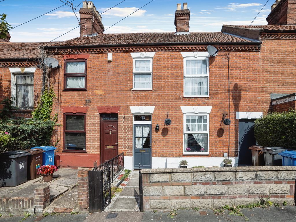 3 bed terraced house for sale in Knowsley Road, Norwich NR3, £280,000