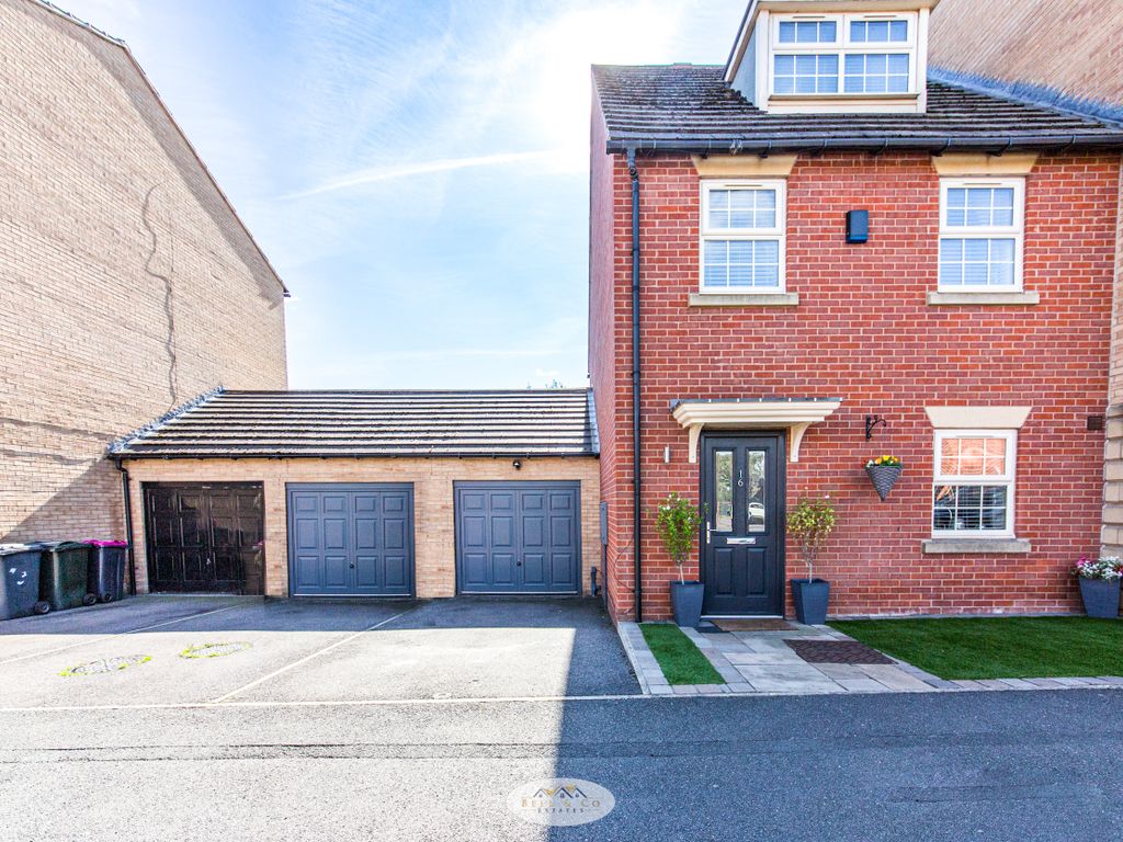 3 bed end terrace house for sale in Carlton Gate Drive, Kiveton Park