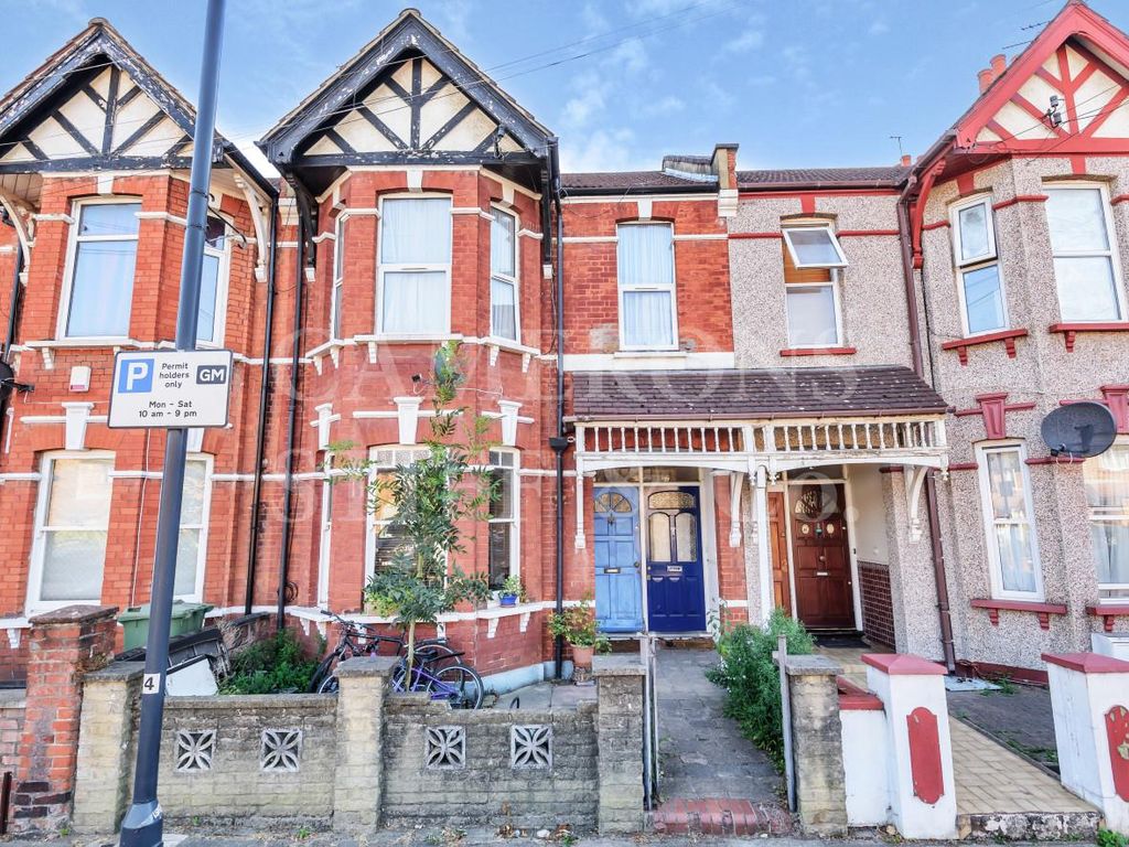 3 bed flat for sale in Langton Road, London NW2 Zoopla