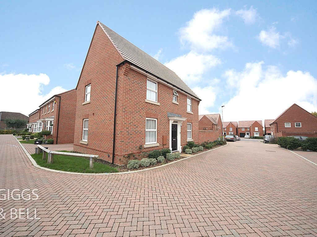 Preacher Close, Luton, Bedfordshire LU2  