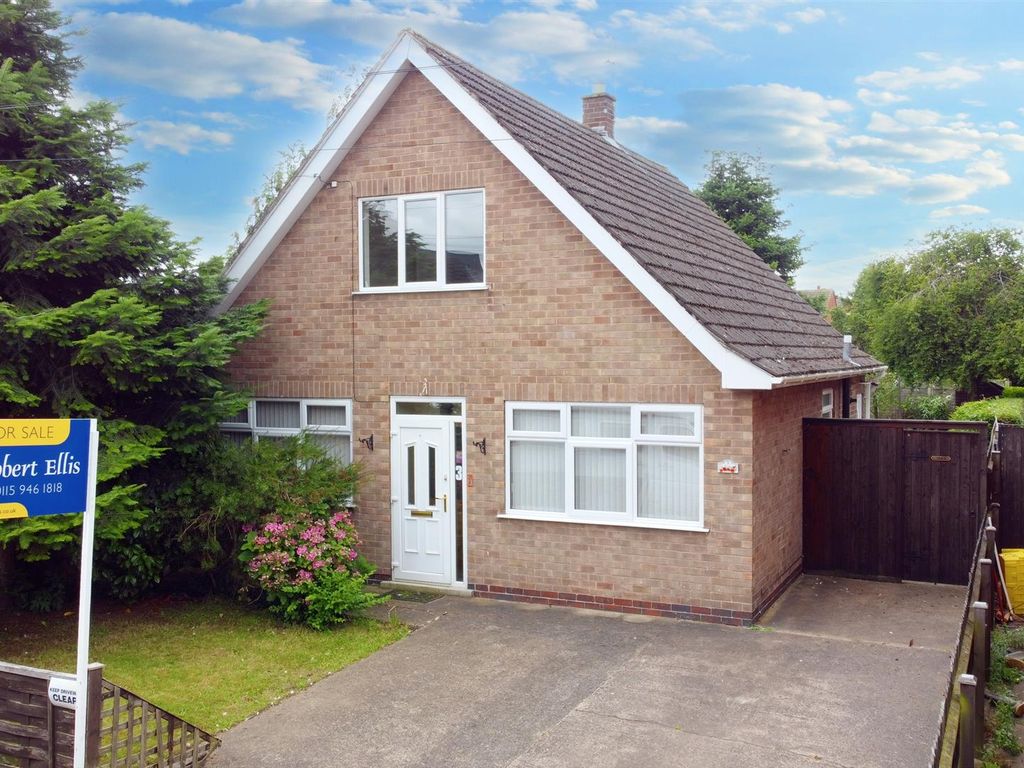 3 bed detached bungalow for sale in Myrtle Avenue, Long Eaton