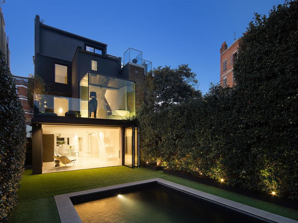 3 bed semidetached house for sale in Fulham Road, London SW6 Zoopla