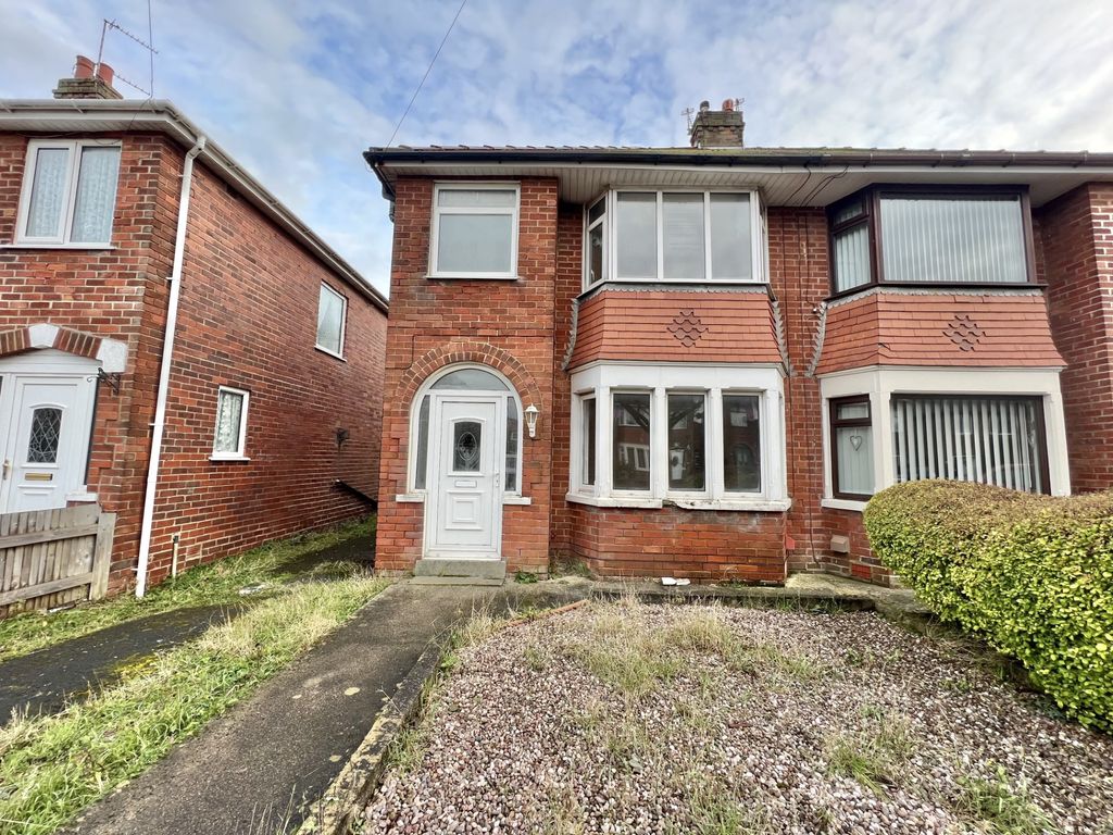 3 bed semidetached house for sale in Ascot Road, Thornton FY5, £