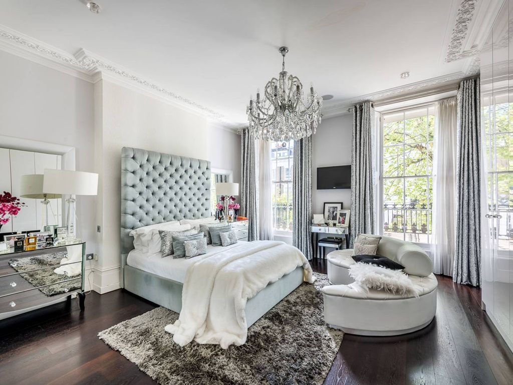 4 bed property to rent in Drayton Gardens, South Kensington, London SW10, £21,645 pcm Zoopla