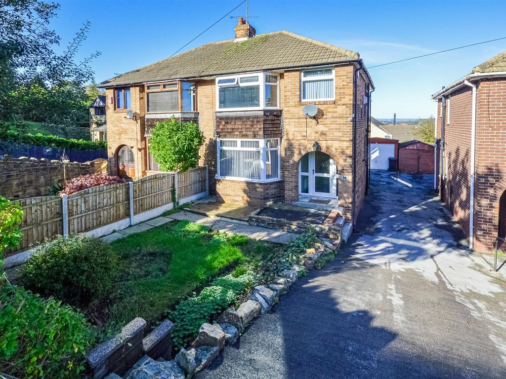 3 bed semidetached house for sale in Overthorpe Road, Thornhill