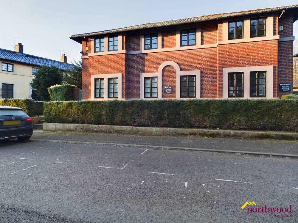 1 bed flat to rent in Park Drive, Trentham, StokeOnTrent ST4, £625