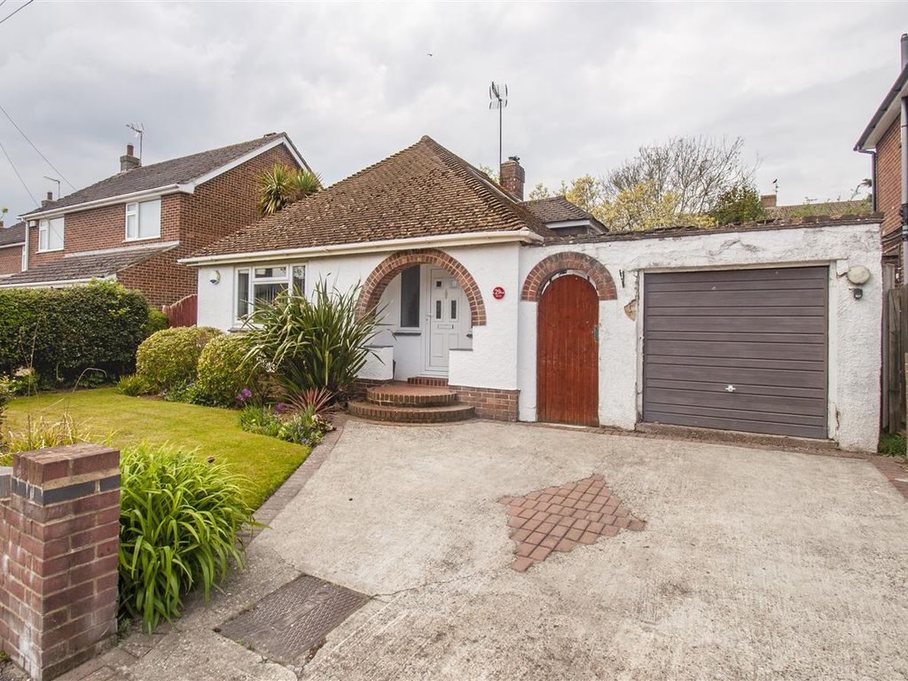 3 bed bungalow for sale in Lacton Way, Willesborough, Ashford, Kent