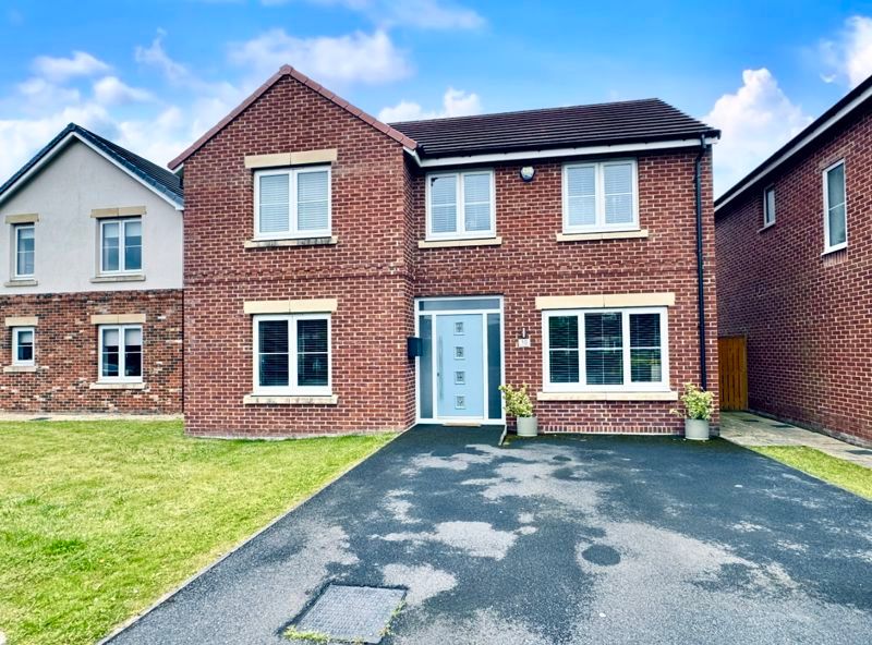 4 bed detached house for sale in Hadrian Wynd, Wallsend NE28, £340,000