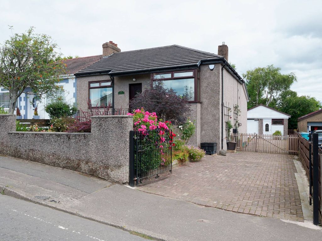 2 bed semidetached bungalow for sale in Meadowhead Road, Plains